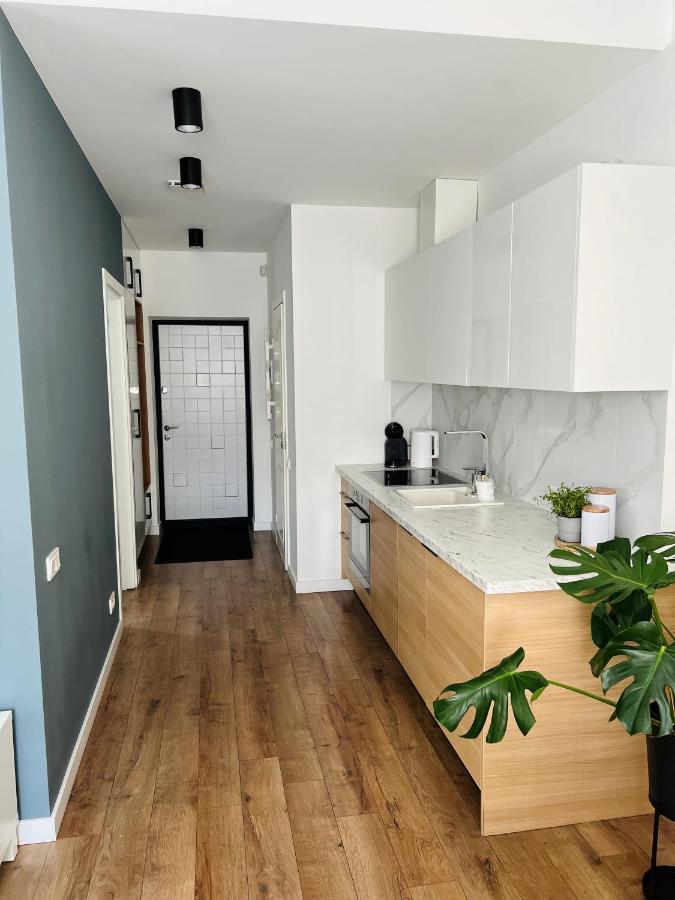 The Right Coast Apartment With Free Private Parking Riga Esterno foto