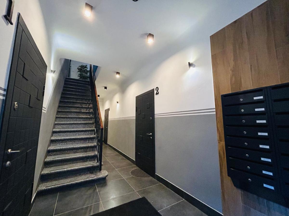 The Right Coast Apartment With Free Private Parking Riga Esterno foto
