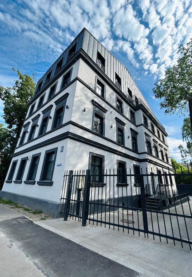 The Right Coast Apartment With Free Private Parking Riga Esterno foto